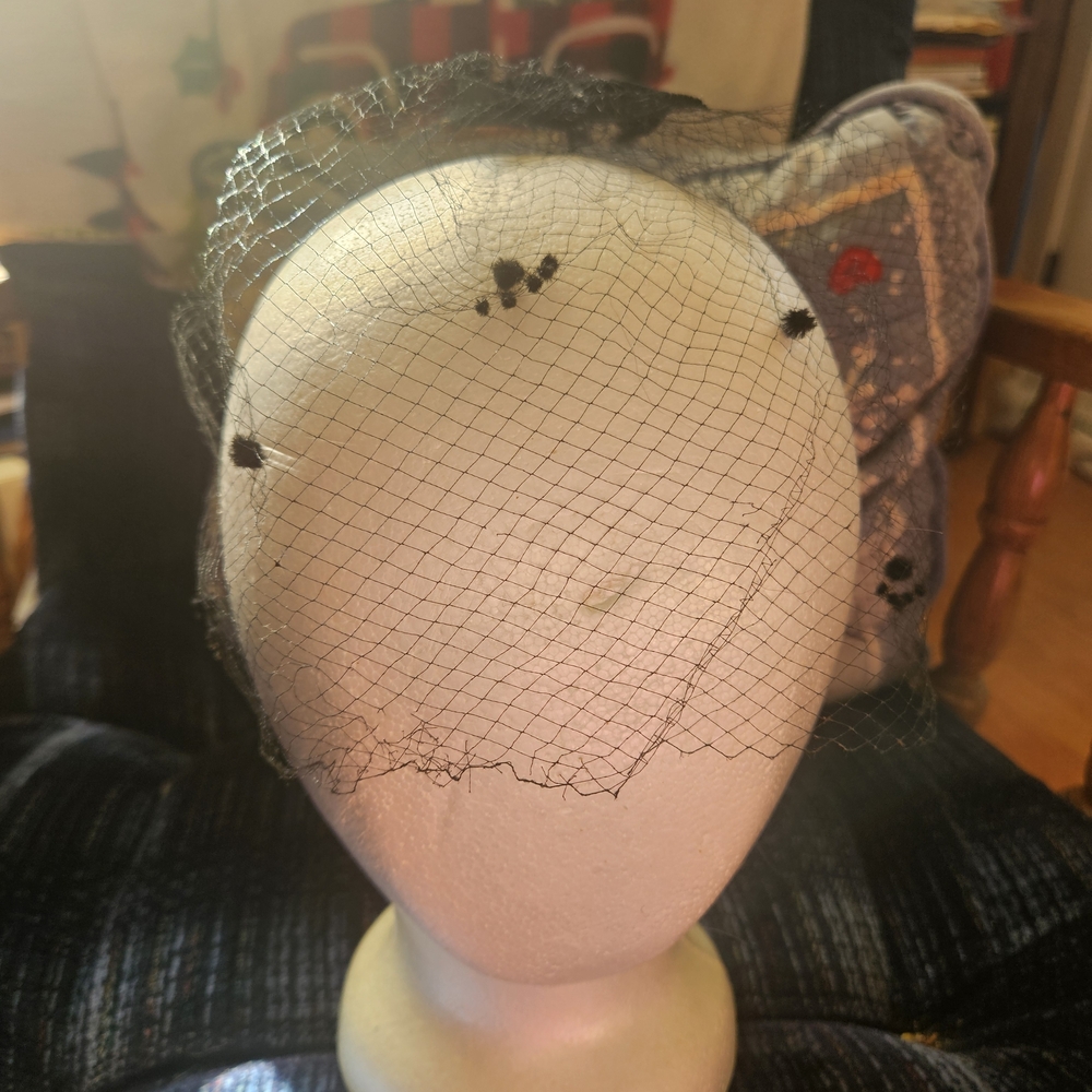 Elegant Black Veil Hat